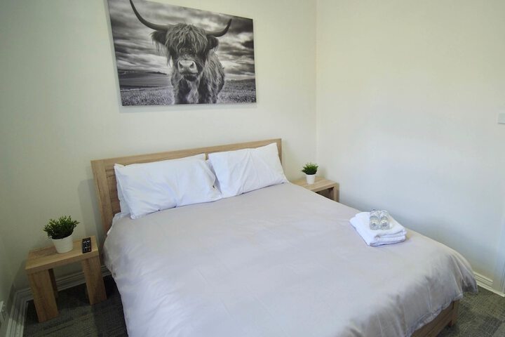 Room 8 of 31