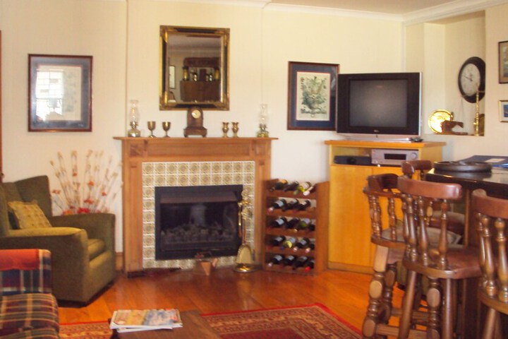Lounge 149 of 198