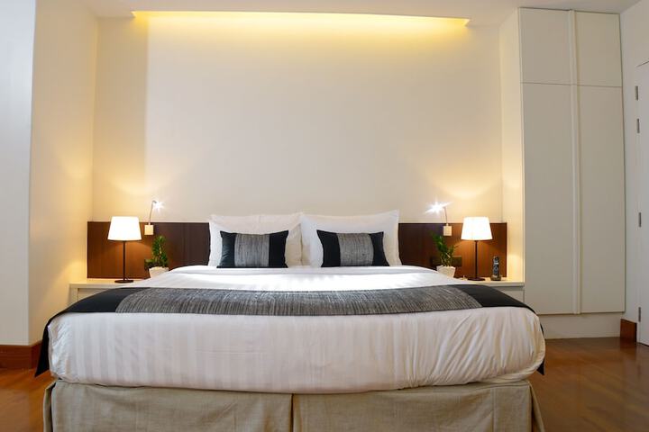 Room 3 of 55