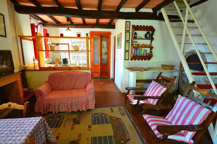 Bright Holiday Home in San Marcello with Pool near Meadows in San Marcello Piteglio