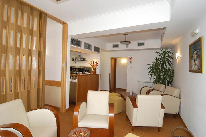 Guest Lobby