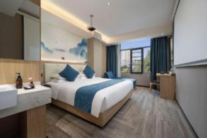 Room 20 of 21