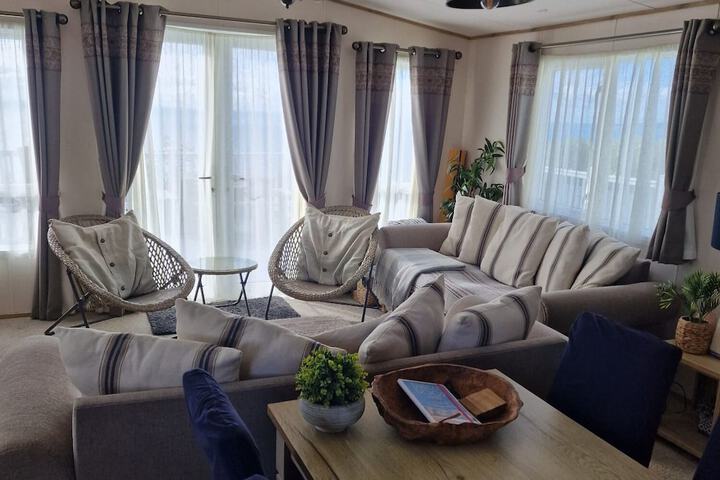 Room 7 of 31