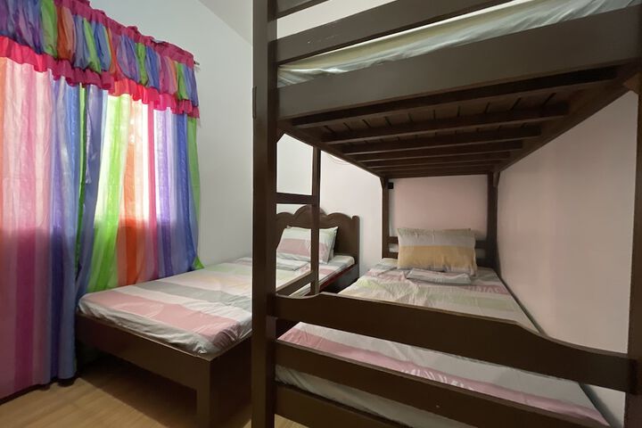 Room 60 of 200