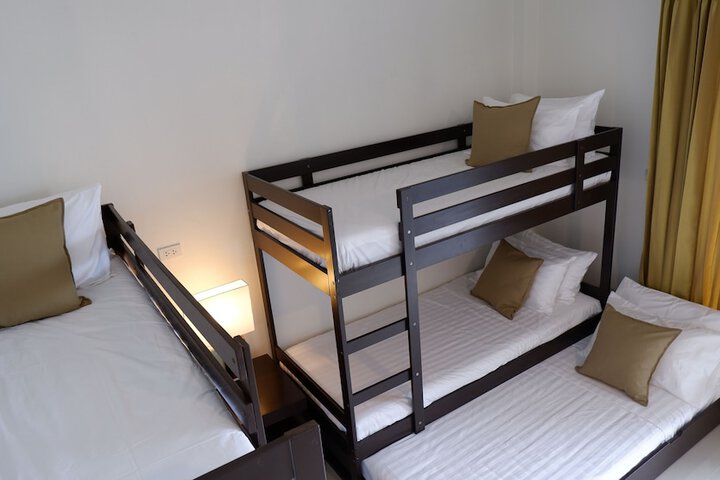 Room 17 of 30