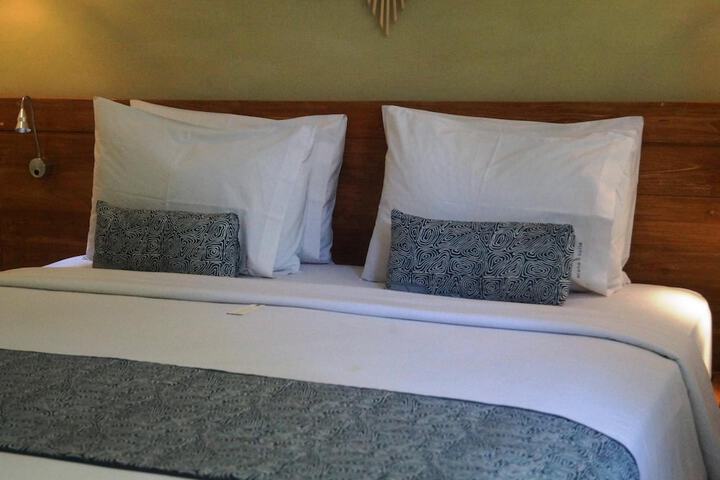 Room 14 of 65