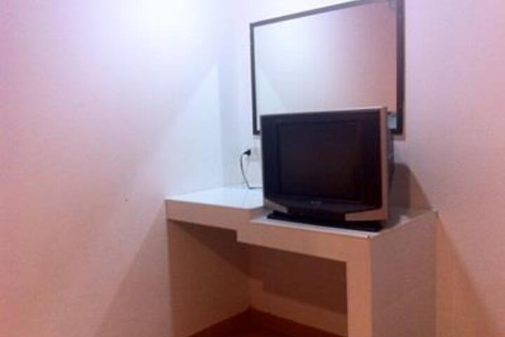 Room 3 of 5