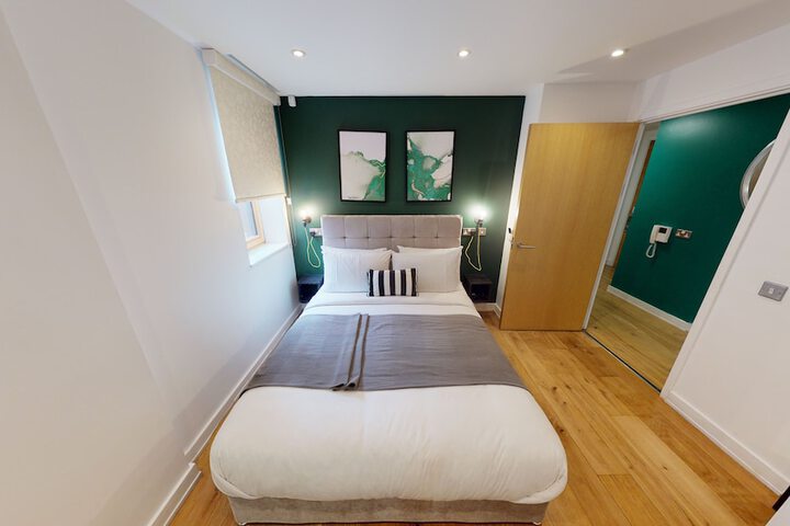 Room 49 of 296