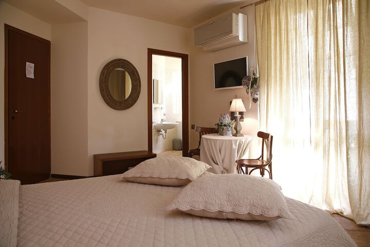 Room 112 of 140