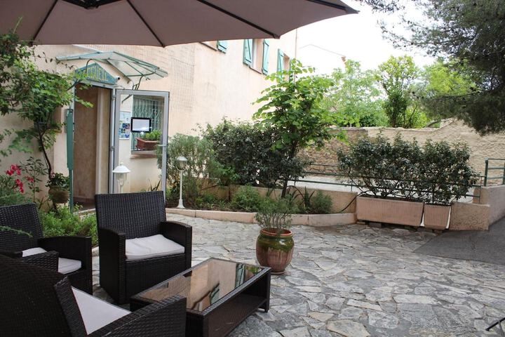 Terrace/Patio 23 of 38