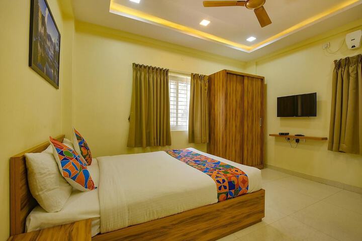 Room 15 of 31