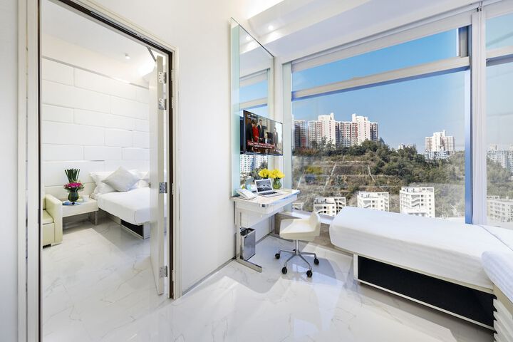 Room 6 of 26