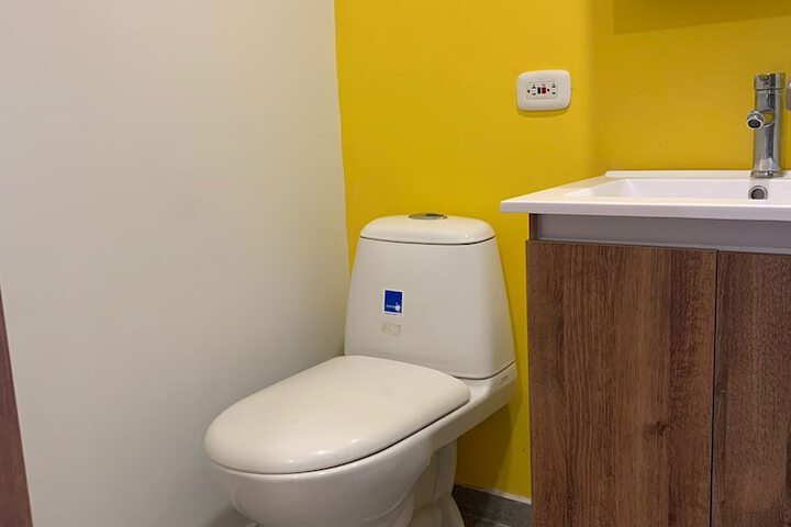 Room 34 of 41