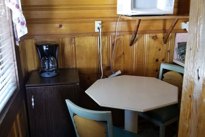 Room 43 of 149