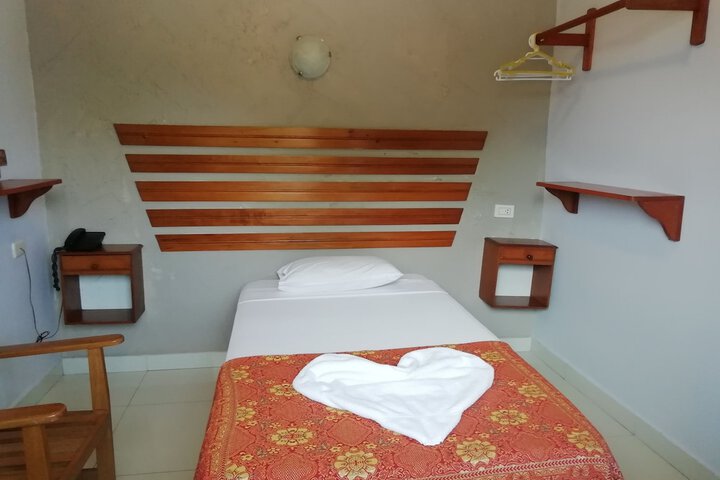 Room 28 of 36