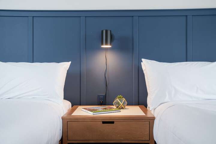 2 Queen Beds (4 of 7)
