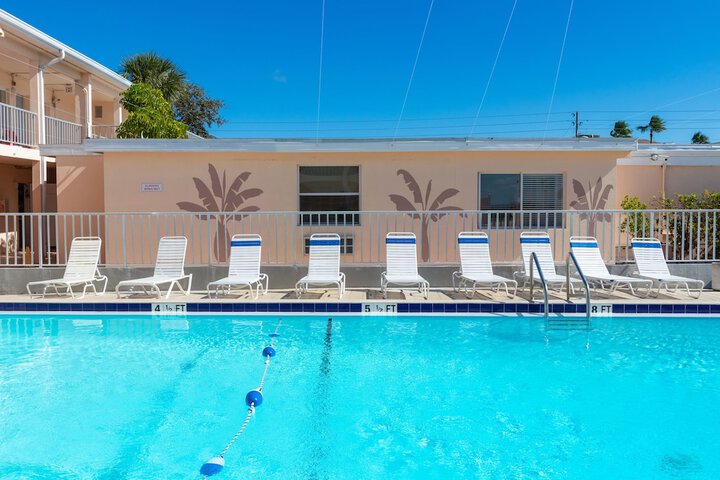 Pool 39 of 58