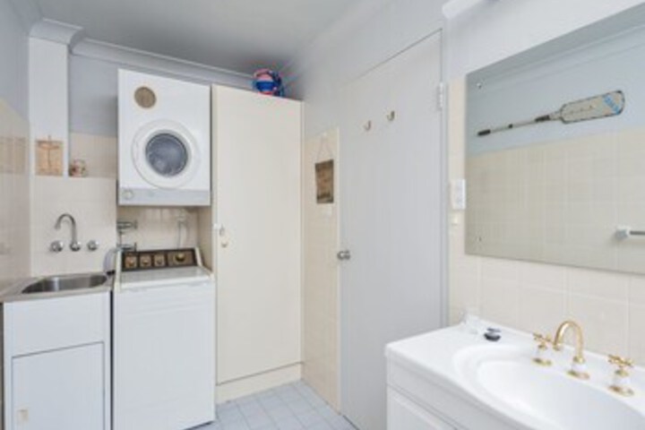 Room 4 of 21