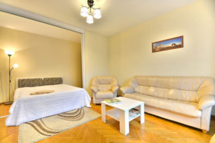 Room 95 of 203