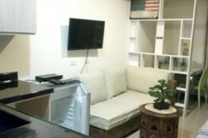 Room 10 of 22