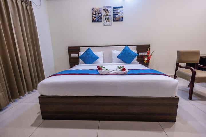 Room 15 of 35