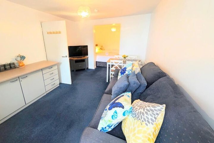 Room 10 of 21