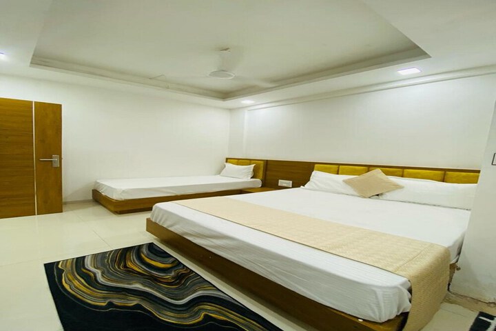 Room 21 of 43