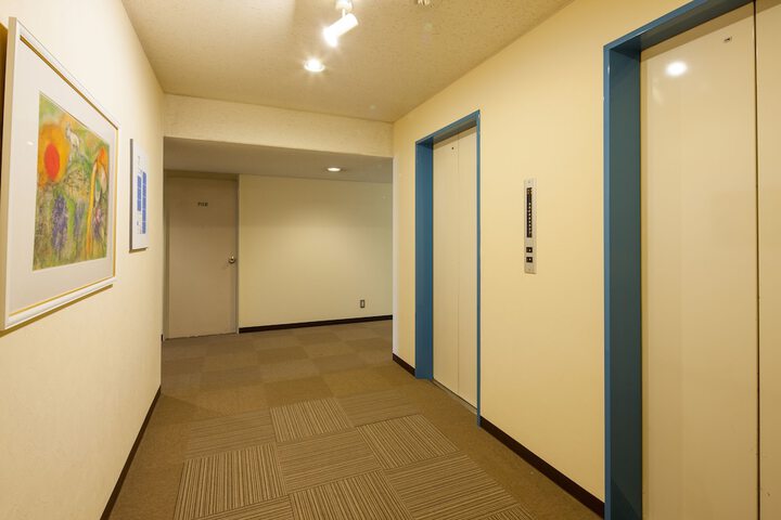 Ballroom/Hall 14 of 19