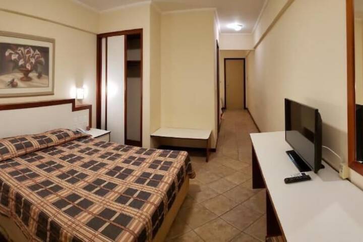 Room 6 of 31