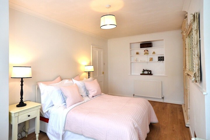 Room 12 of 62