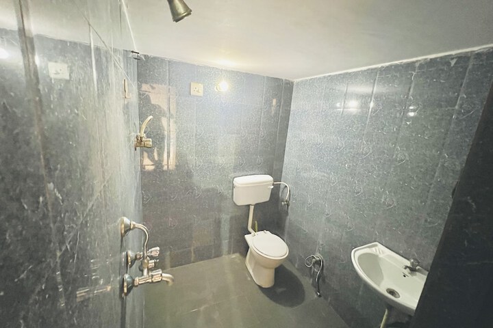 Room 45 of 63