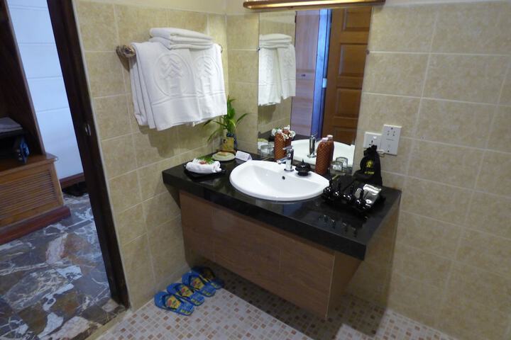 Room 35 of 87