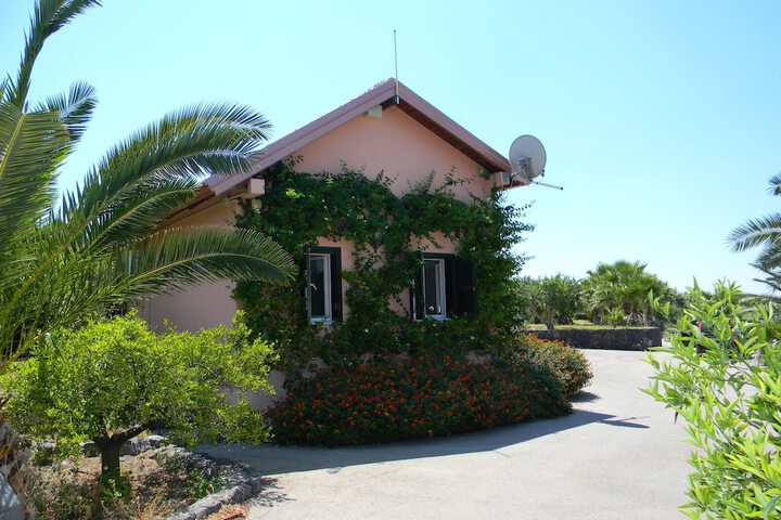 Hotel 56 of 61