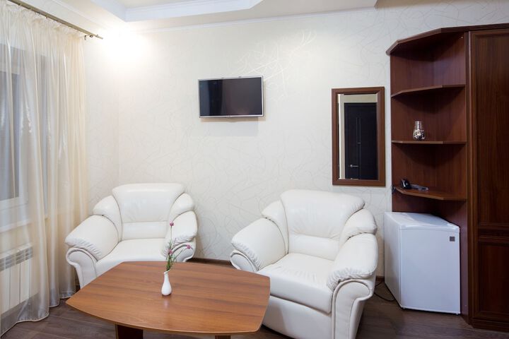Room 6 of 50