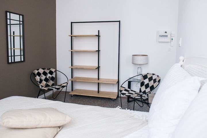 Room 12 of 49