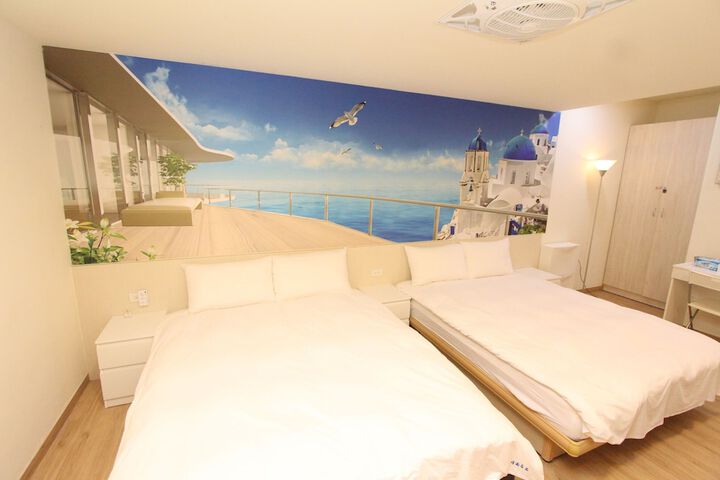 Room 144 of 246