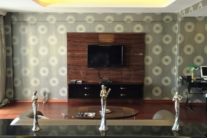 Hotel Interior 4 of 75