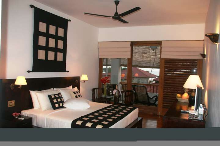 Room 5 of 38