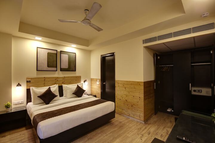 Room 28 of 57