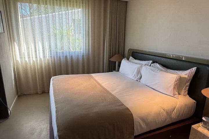 Room 25 of 50