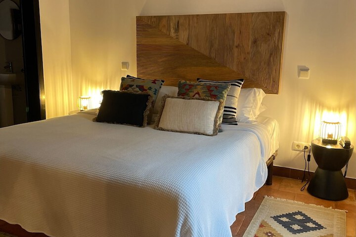 Room 15 of 72
