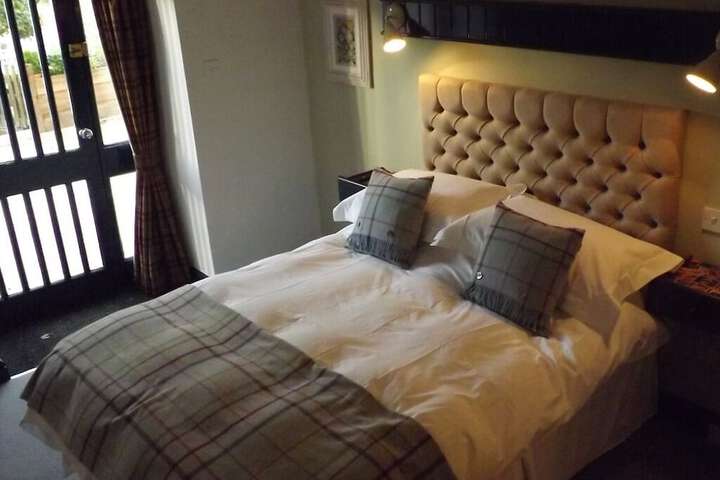 Room 2 of 26