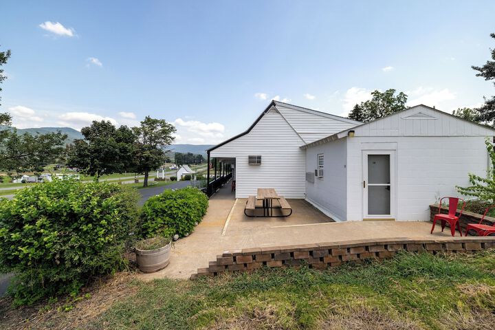 Property Grounds 133 of 136