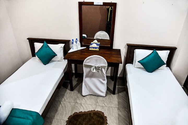 Room 14 of 25