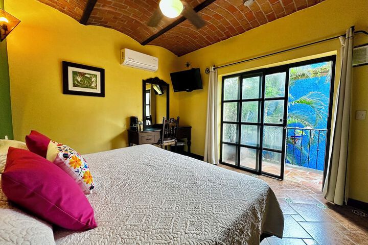 Room 48 of 84