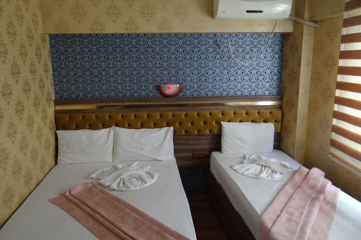 Room 23 of 36