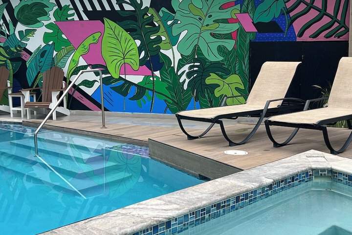 swimming pool spa