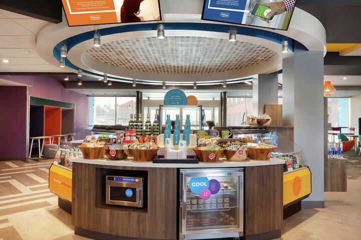 Snack bar