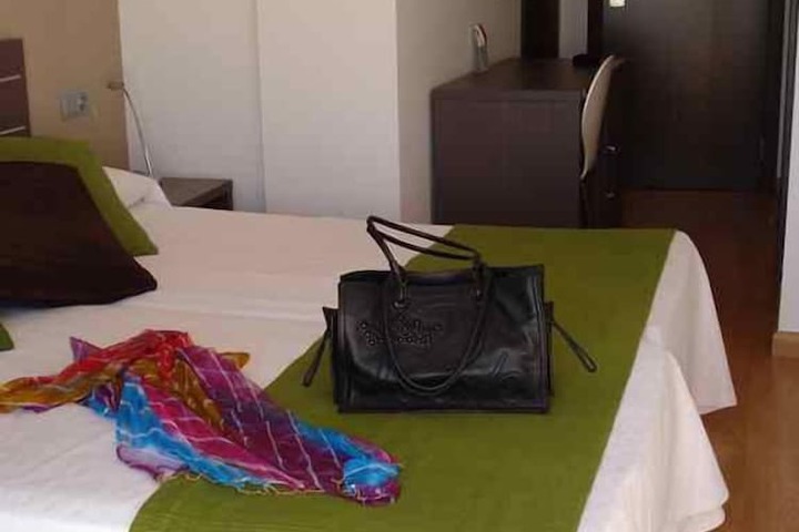 Room 19 of 62