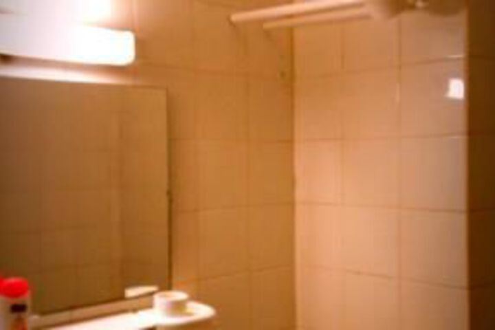 Room 2 of 20